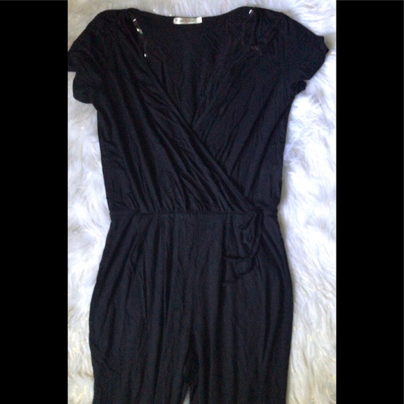 April Jumpsuit💕 - Picture 2 of 2